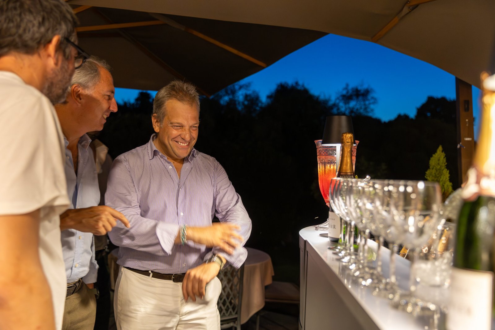 Allestimento catering open bar per eventi esclusivi in Lombardia